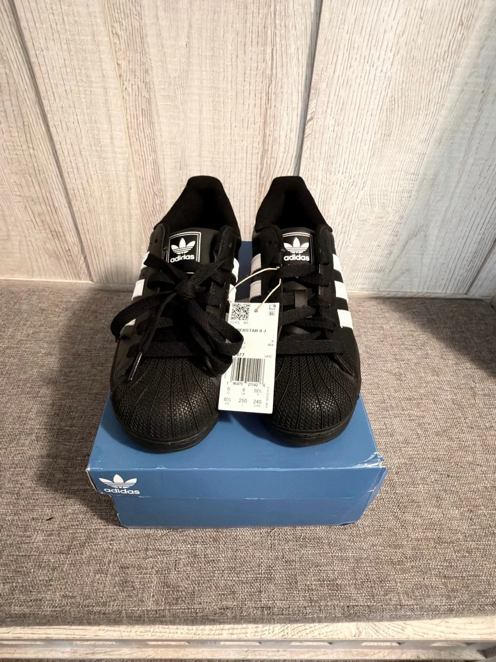 adidas Superstar Sneakers - Black/White